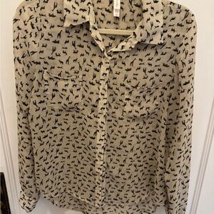 🏷️3/$20- Xhilaration Women's Beige Blouse with Black Animal Print